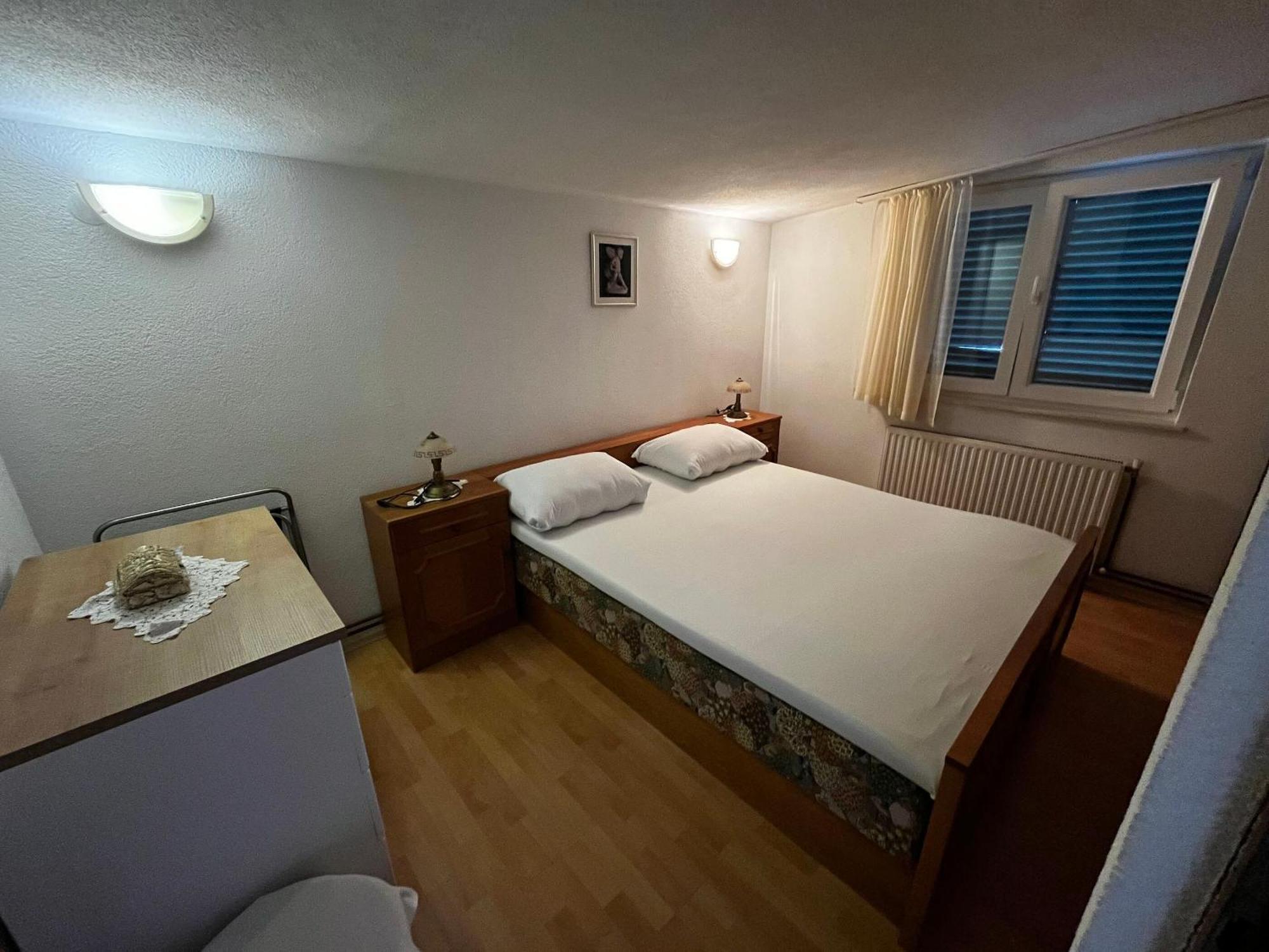 Apartment And Rooms Ruza Trogir Exterior photo